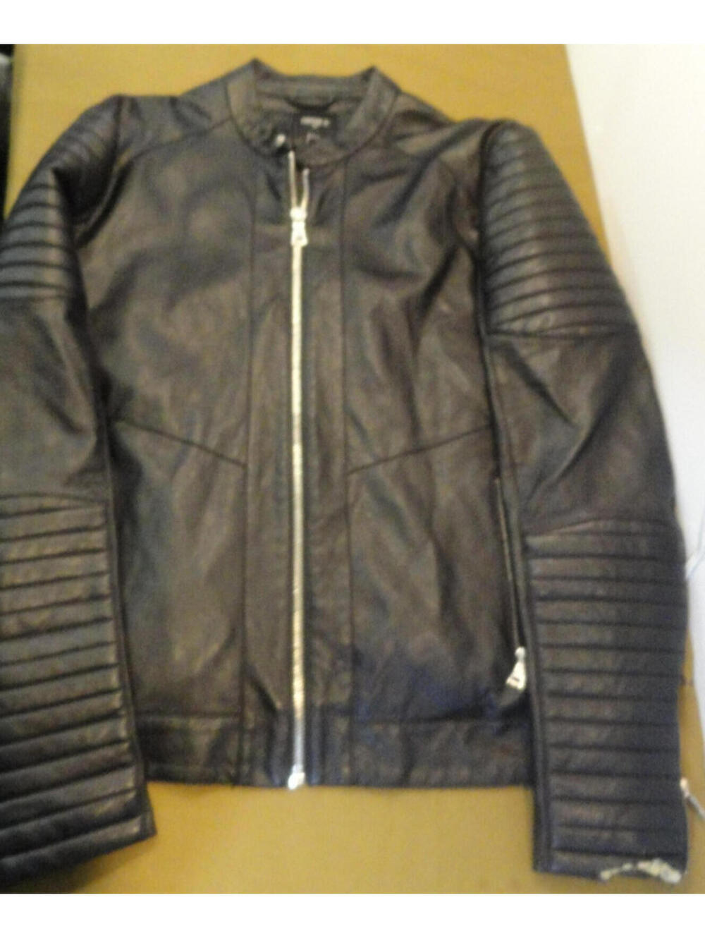 CLEAN DESIGNER FOREVER 21 FAUX LEATHER RIBBED BLACK COAT JACKET MEN'S SIZE LARGE
